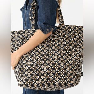 NWT 🍂 Vera Bradley Grand Tote in Butter Cookie Medallion Moonless Night